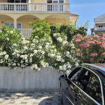 With Parking Space Sveti Filip I Jakov, Biograd - 25392 Apartment