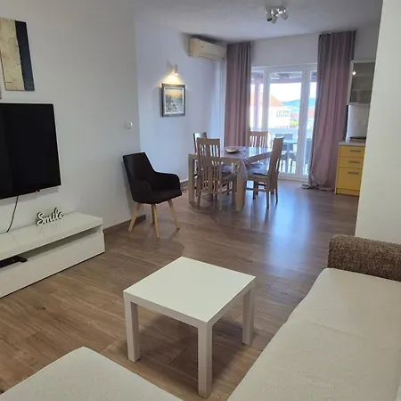 With Parking Space Sveti Filip I Jakov, Biograd - 25392 Apartment Sveti Filip i Jakov