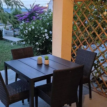 Apartment With Parking Space Sveti Filip I Jakov, Biograd - 25392 Sveti Filip i Jakov