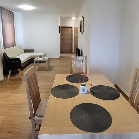 With Parking Space Sveti Filip I Jakov, Biograd - 25392 Apartman Sveti Filip i Jakov